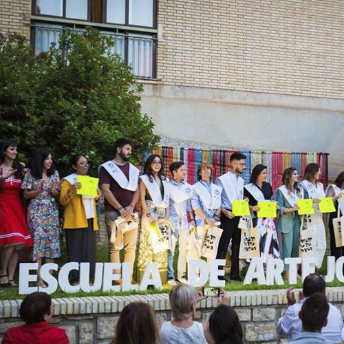 art school students at the graduation ceremony